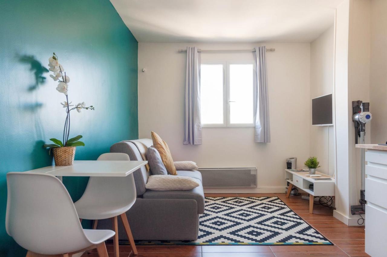 Bleu Roi Versailles Apartment Exterior foto
